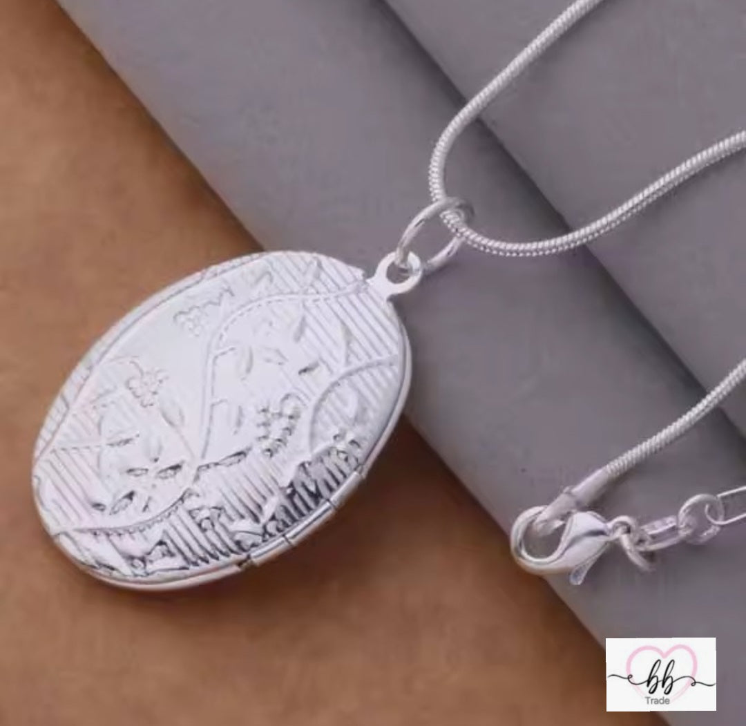 925 Srebrena Ogrlica - Medaljon No.074